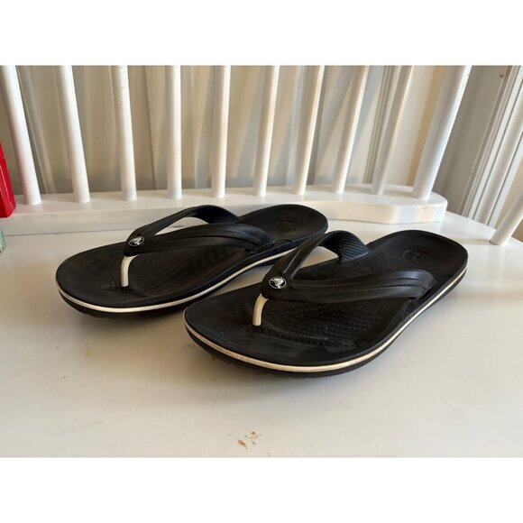 Crocs Flip Flops Sandals - Picture 2 of 3